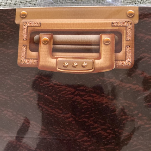 DZHAVAEL COUTURE GIFT BAGS - Picture 6 of 7